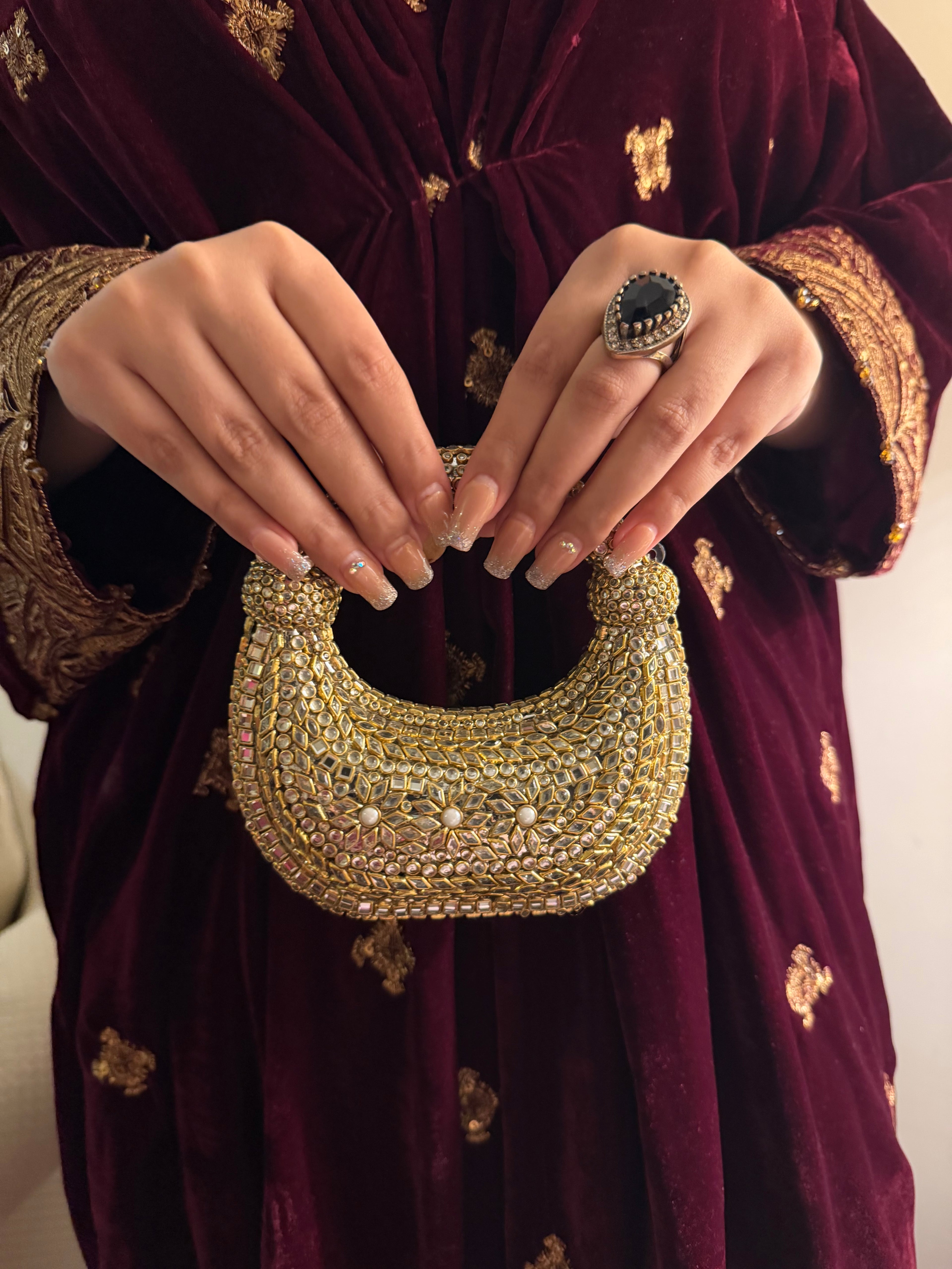 Kundan Handle Clutch